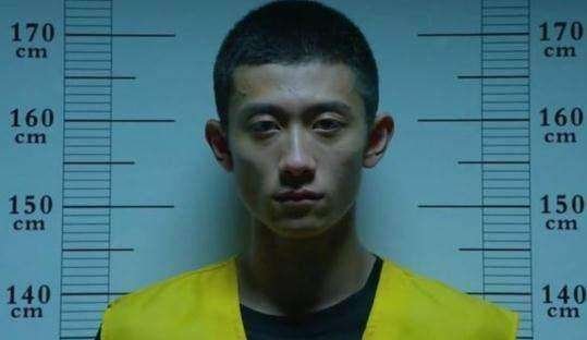 张一山的身高一直是一个谜题，他究竟有多高？