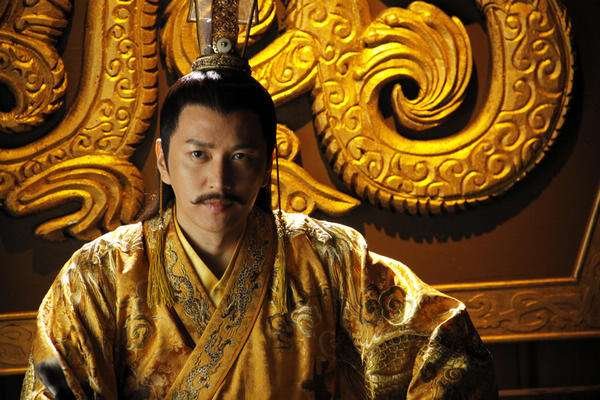 为什么皇上死了要说“驾崩”？