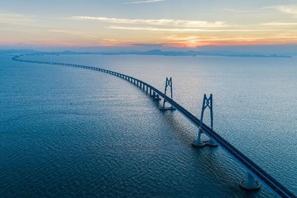 王俊凯出演理想照耀中国，他饰演什么角色？