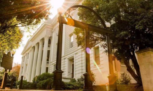 高考文科470分能上什么大学？