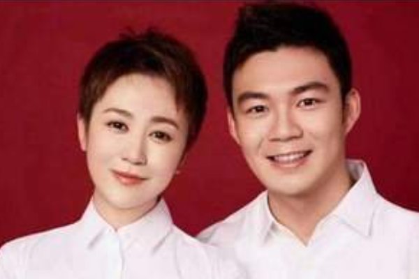 马丽比老公大几岁