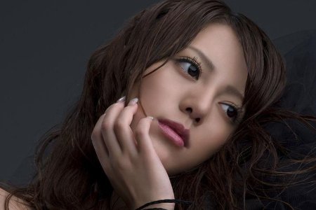 祝美女越来越漂亮简短句子怎么说？