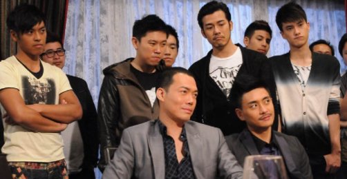 《学警出更》结局是谁杀了跛co？
