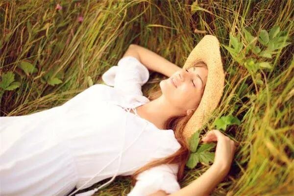 女性lori英文名寓意