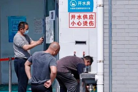 疫情出现之前，中国大约有3千万卡车司机，这个数字在今年发生了什么变化？