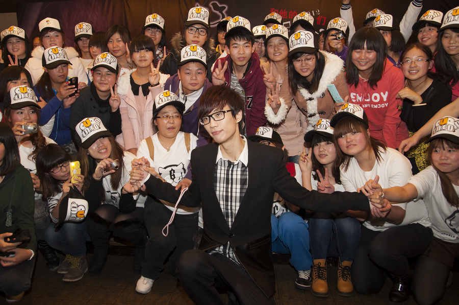 2012许嵩北京演唱会的艺人介绍