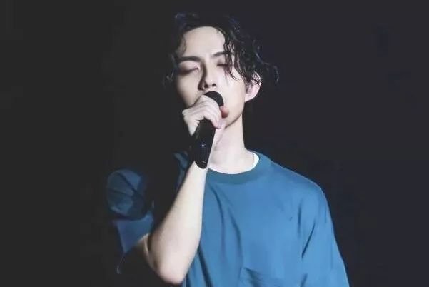 我对你付出的青春这么多年这首歌