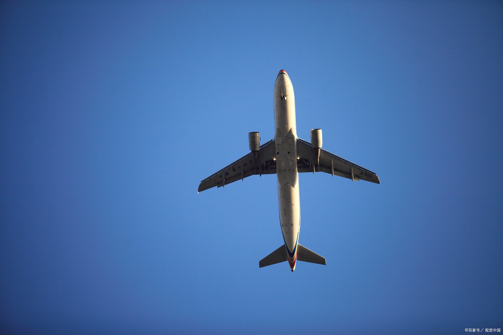 东航事故退票女子回应遭网暴，女子具体是如何回应的？
