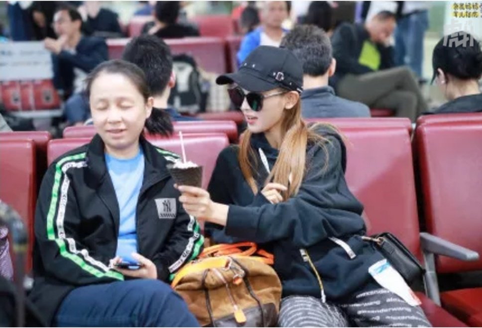 杨超越造句龙丹妮长得不行，是杨超越话语太真实了吗？