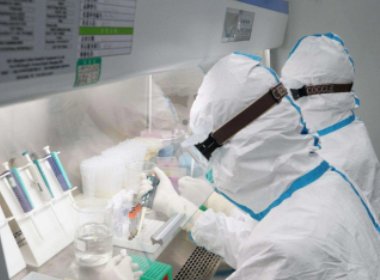 广州一酒吧聚集疫情已致23人感染，目前当地的疫情情况怎么样？