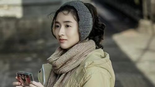 《胆小鬼》黄姝因长得漂亮而屡遭骚扰，甚至丧命，这是美貌惹的祸吗？