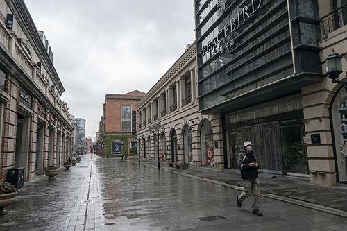 河北三地“封城”为何与当初武汉不同？