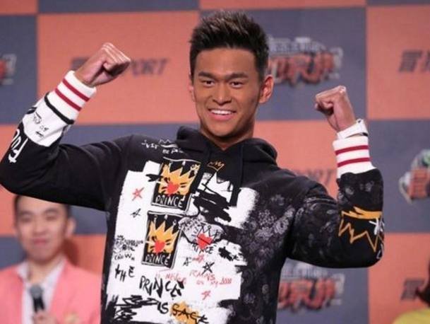 孙杨晒出和林志颖的合照并配了什么文？