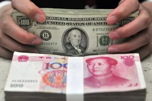 离岸人民币兑美元跌破7.10！造成此现象的原因是什么？