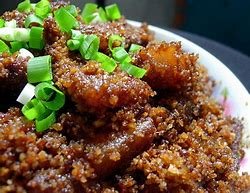 粉蒸肉是哪里的菜?粉蒸肉的肉需要先用油炸吗?
