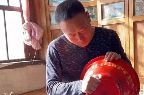 迅速蹿红的网红“张同学”有哪些才艺？