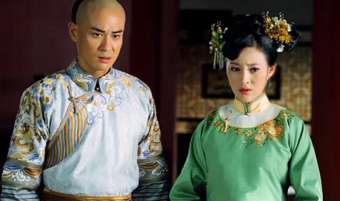 以丹的儿子谁养大的