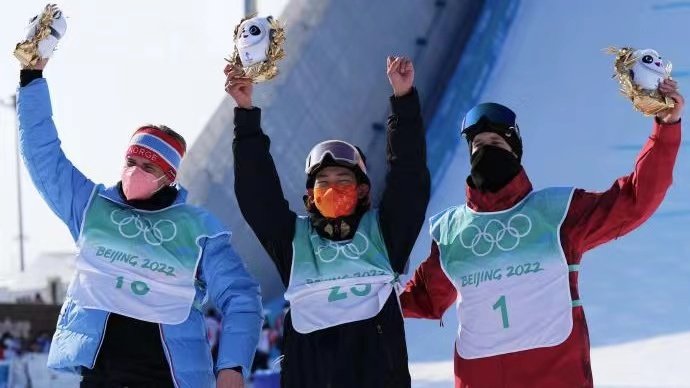 冬奥会赛程过半，哪些比赛项目的记录被打破了？