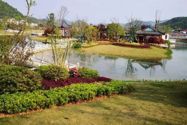 什么的歌吟填空三年级