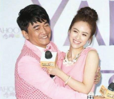 吴宗宪节目中对女儿搂搂抱抱还亲亲,这是亲生女儿吗?