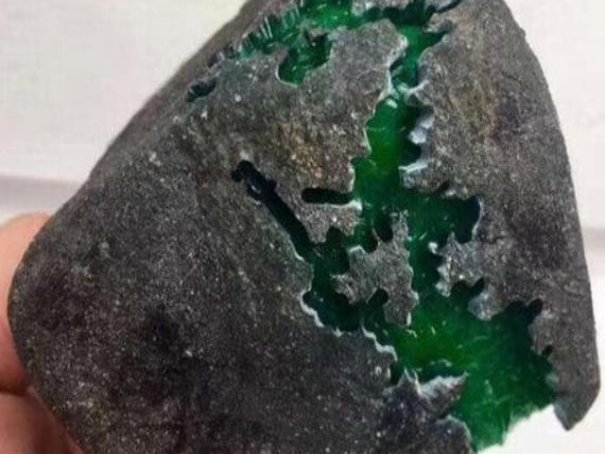 翡翠原石交易平台有哪些
