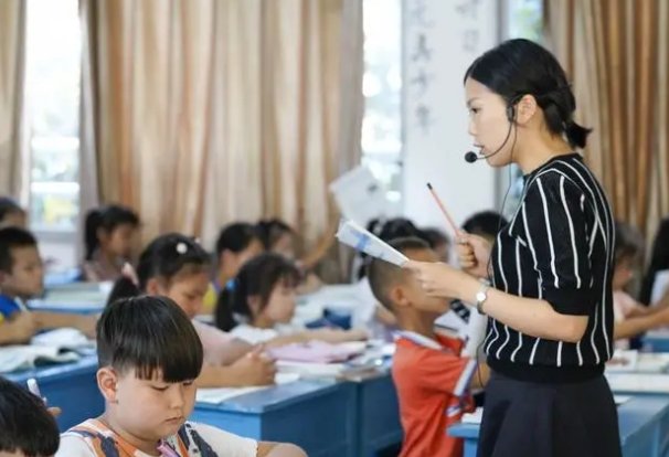 丝丝入扣的意思