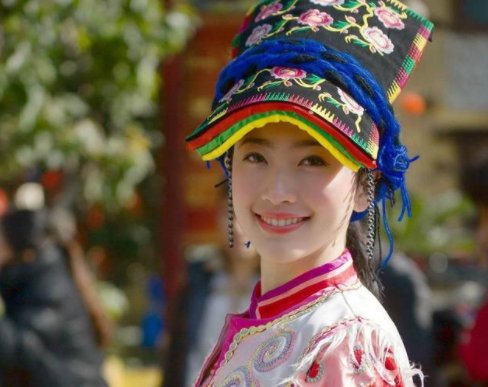 西夏的建立者拓拔元昊和南北朝时的北魏皇族有关系吗？