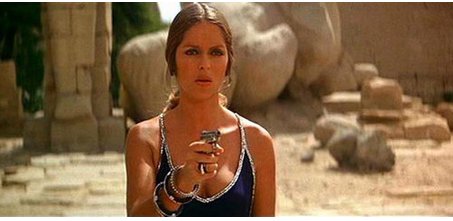 生日阴历是８月２７的名人有谁？