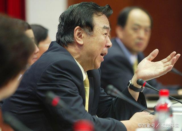 女排教练袁伟民现状如何呢？