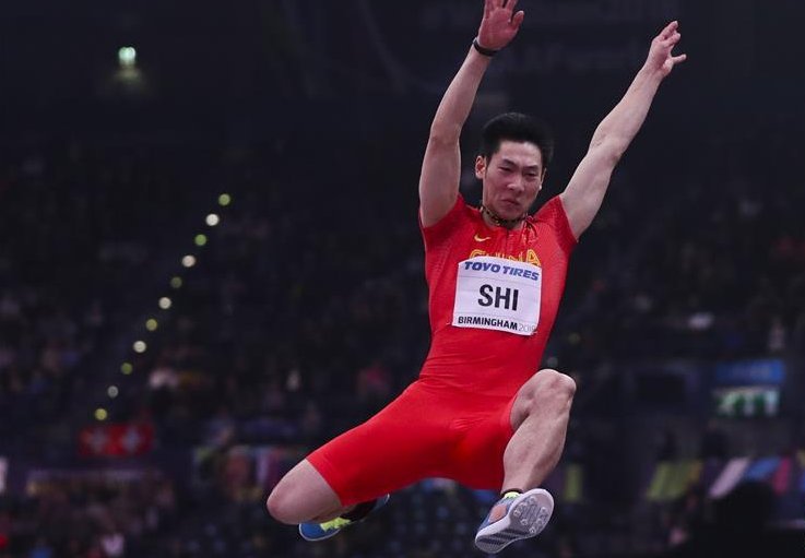 跳远名将石雨豪转行百米跑出10秒15，如何评价他的惊艳表现？