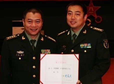作为八一名将,退役的刘国梁他的待遇如何?