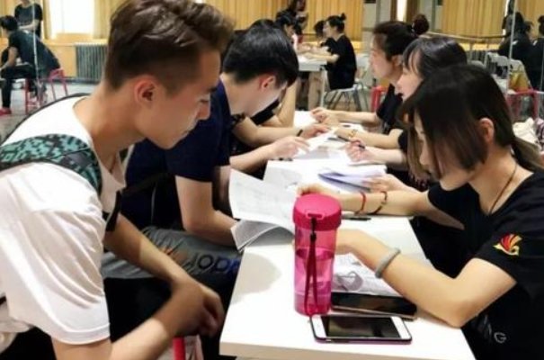 新疆大专补录时间