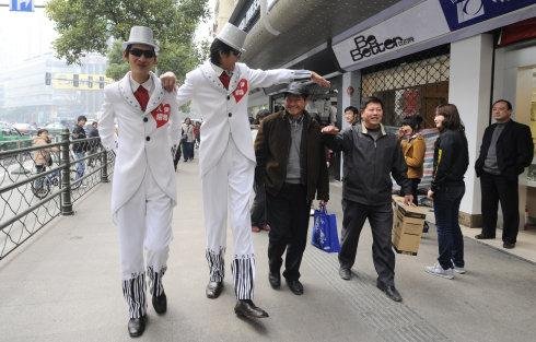 姚明资助过的2.26米小巨人意外去世，出生在普通农户的他为何那么高？