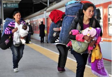 懒洋洋的反义词是什么？