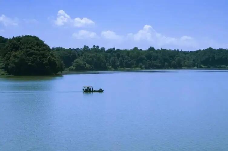 水云间想表达什么