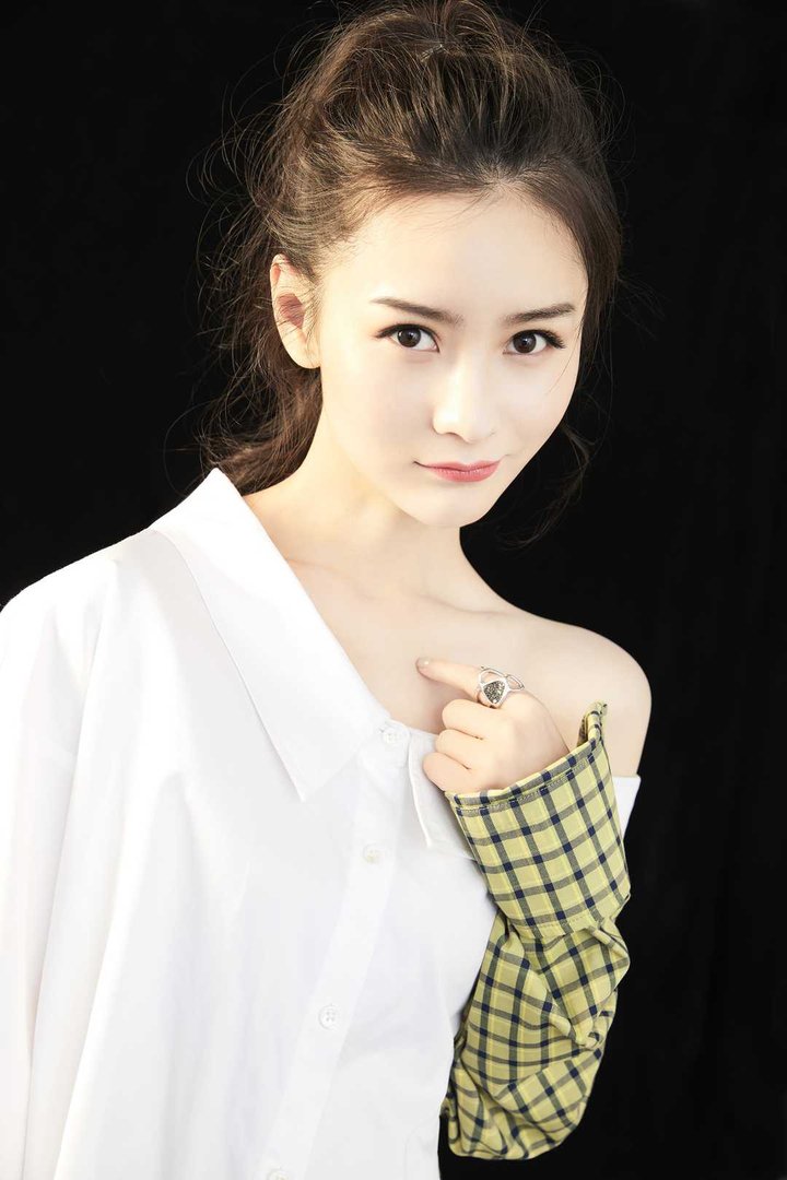 儿女传奇鬼胎中饰演唐婉的是谁