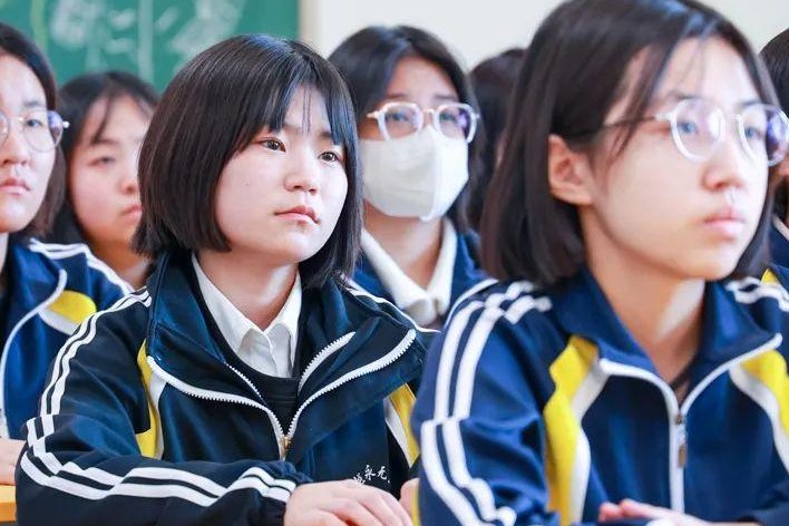 河北承德开学时间2023