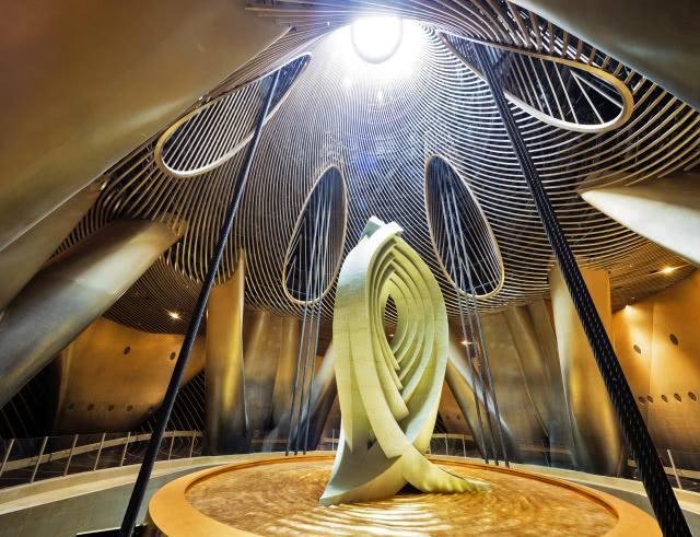 上海中心大厦镇楼神器动了，这是什么征兆？