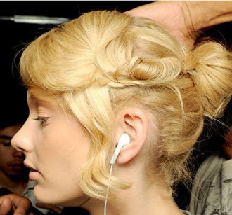 刚剪了齐刘海,很难看。有什么补救措施