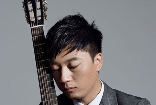 《中国好声音》四强赛，那英战队的哪个队员能脱颖而出呢？