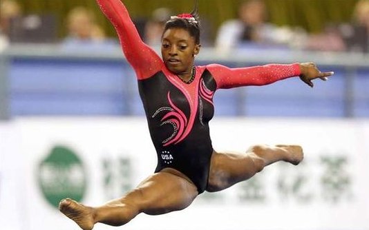如何看待，东京奥运会“体操女王”拜尔斯退出女子跳马和高低杠决赛？