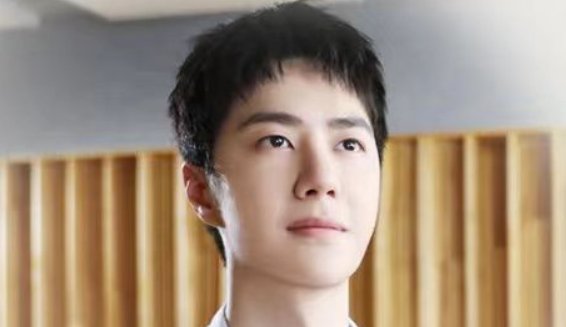 王一博辟谣和肖战的关系