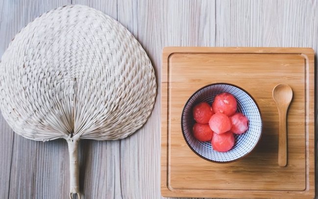 民间谚语“小暑一声雷，倒转做黄梅”是什么意思？