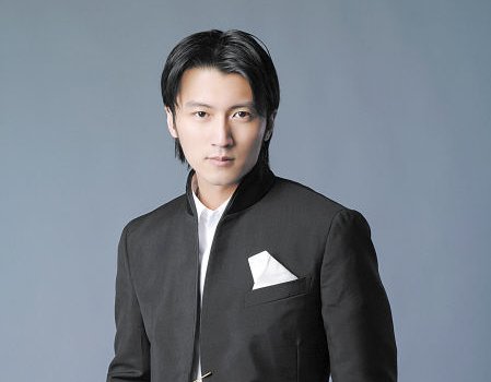 向华强：我在香港唯一不敢惹的就是谢霆锋，谢霆锋究竟有何背景呢？