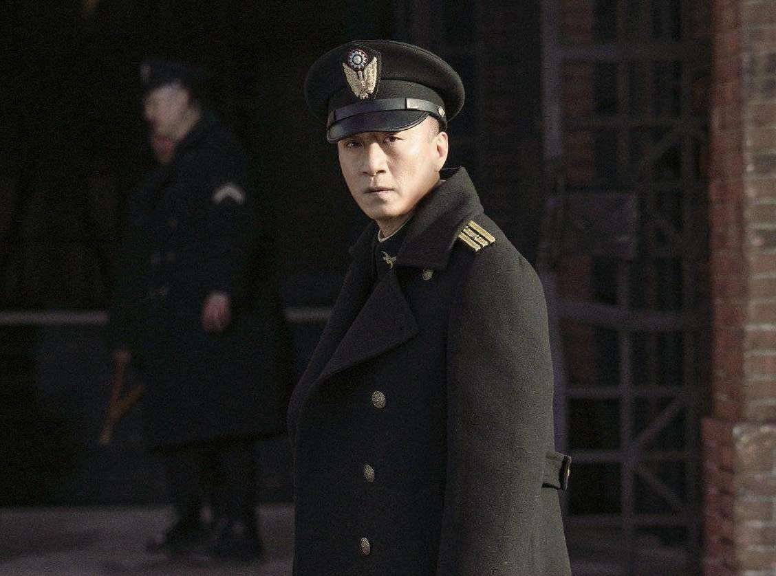 十七杀害贾小朵是谁指使的？