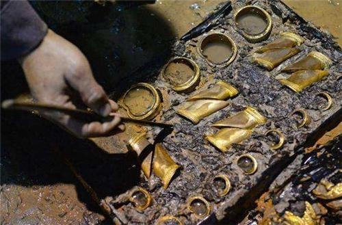 为何盗墓贼对古墓下手，却挖了15米就不敢再继续深挖了？