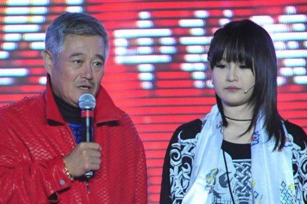 关于赵本山女儿自曝家产多到数不清一事，你有何看法？