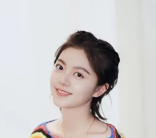 《一周的朋友》里赵今麦演绎被霸凌的角色，你觉得她能驾驭得了这种角色吗？