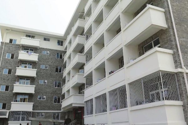 山东理工大学的宿舍条件如何?校区内有哪些生活设施?