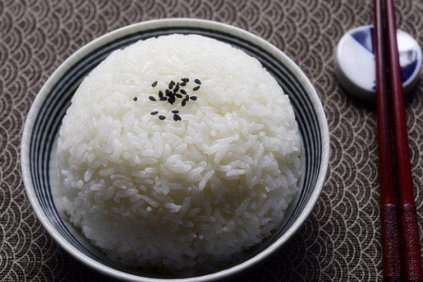 令人喷饭是成语吗